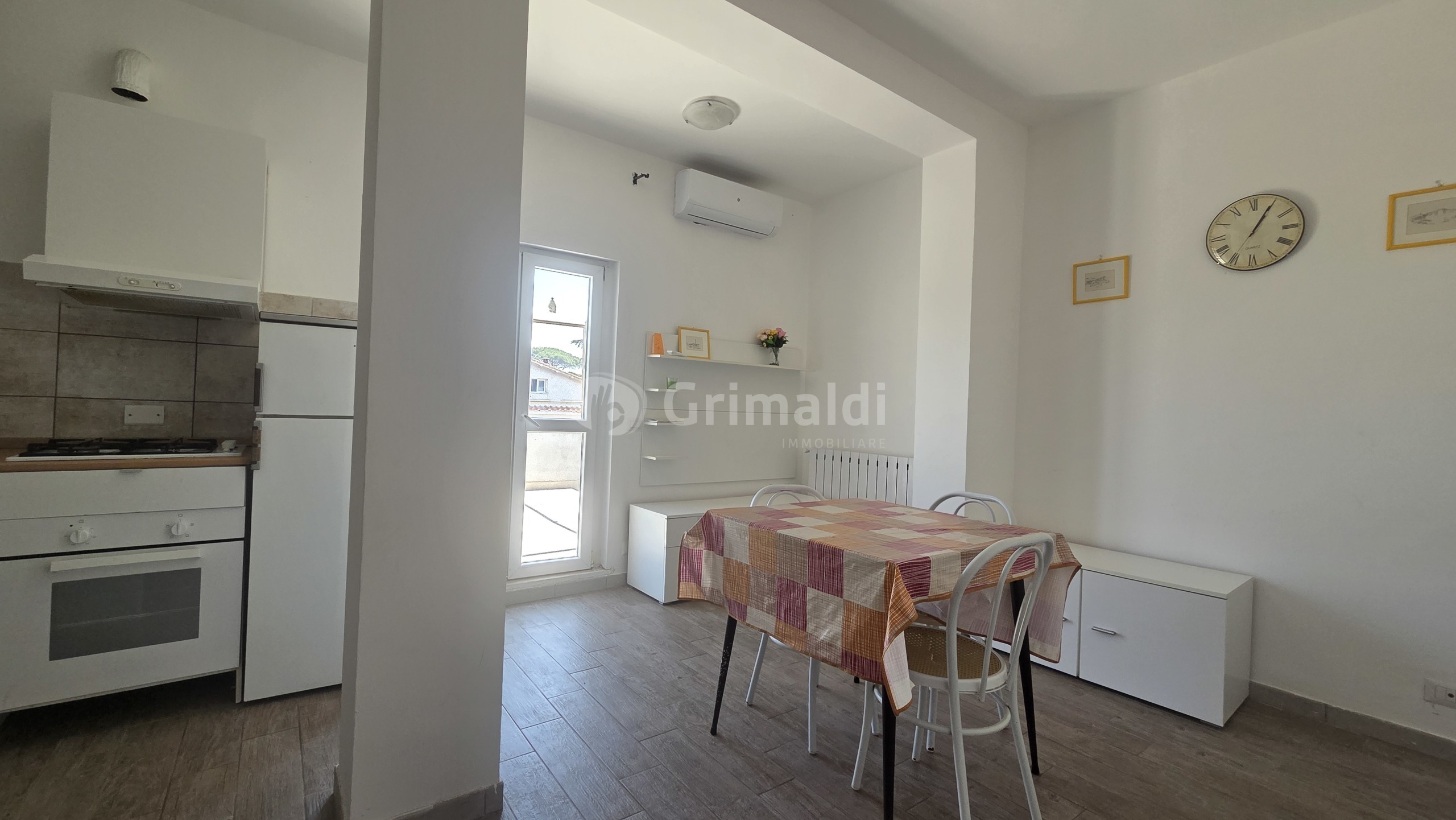 Trilocale con terrazzo in via della lottizzazione 8a, Anzio