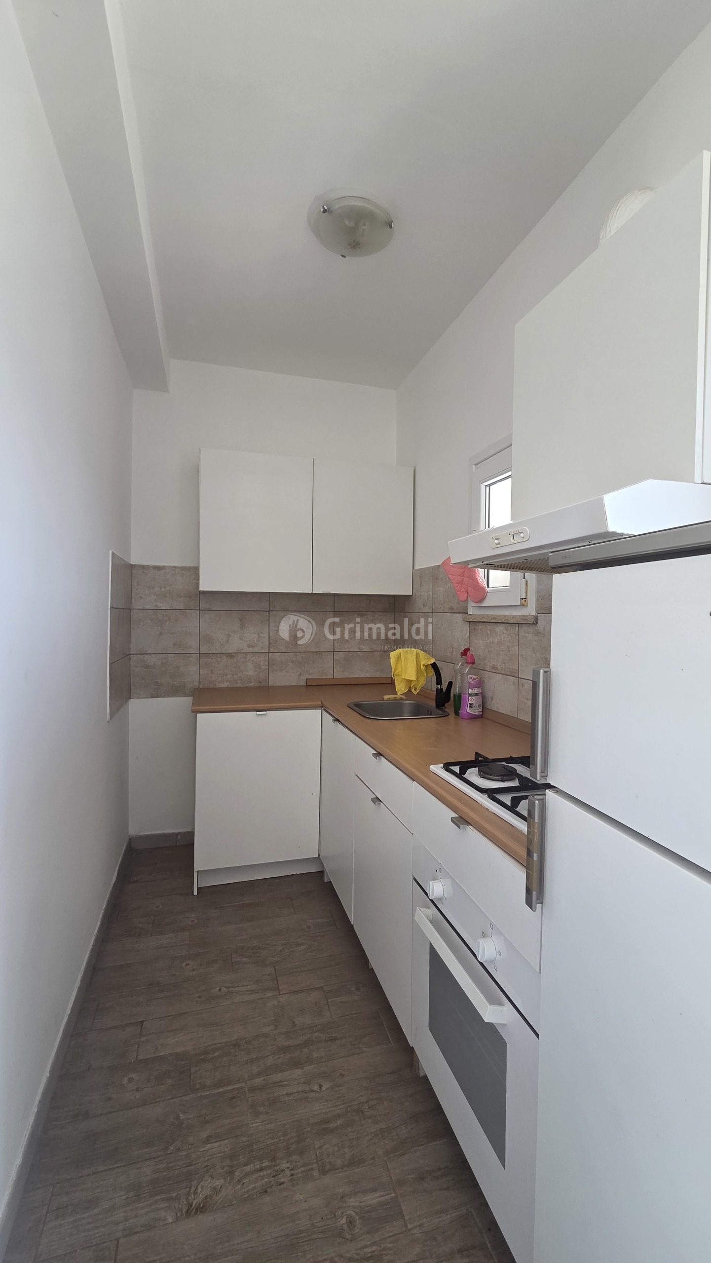 Trilocale con terrazzo in via della lottizzazione 8a, Anzio