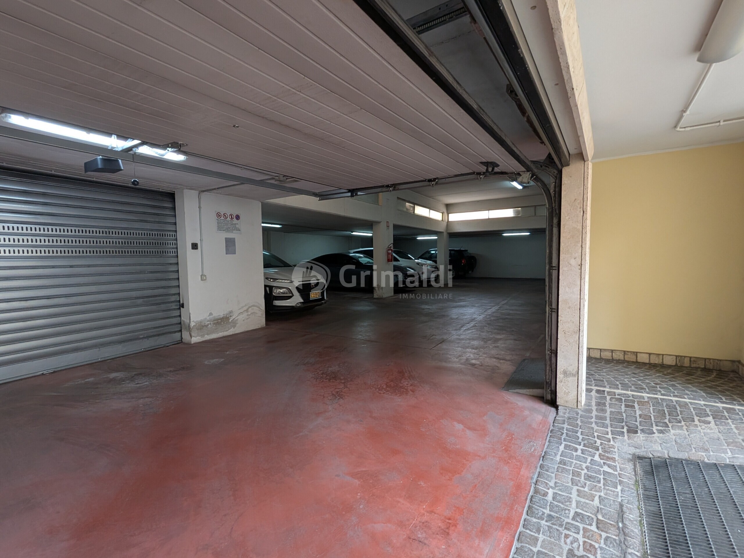 Posto auto coperto in vendita in via cristoforo colombo 34, Nettuno