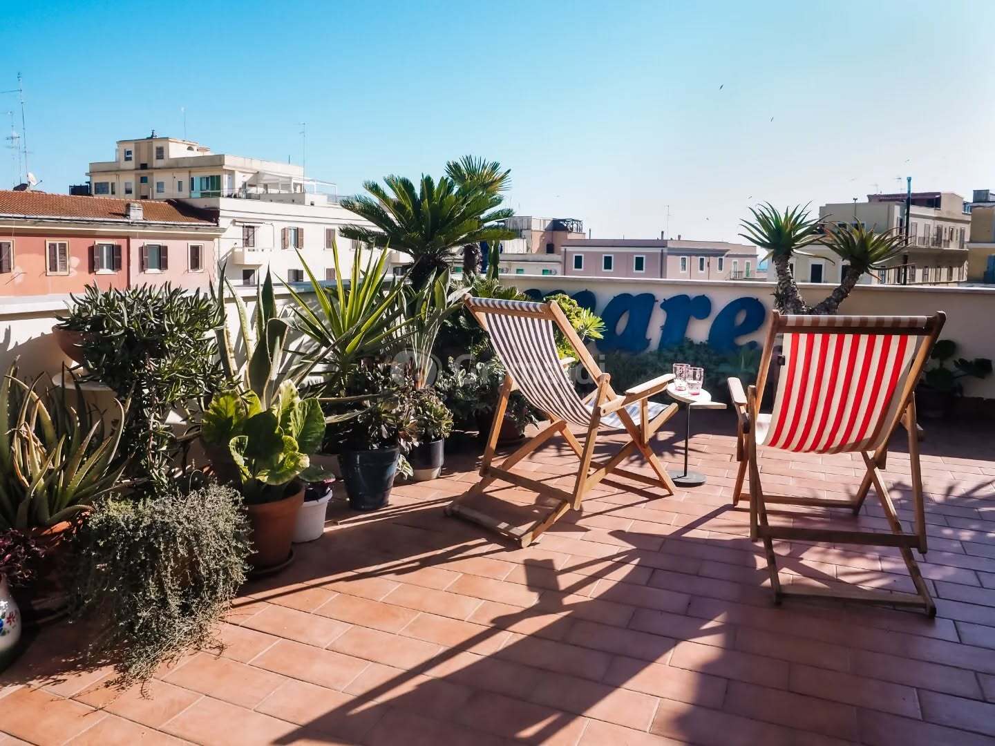 Quadrilocale vista mare in piazza pia 16, Anzio