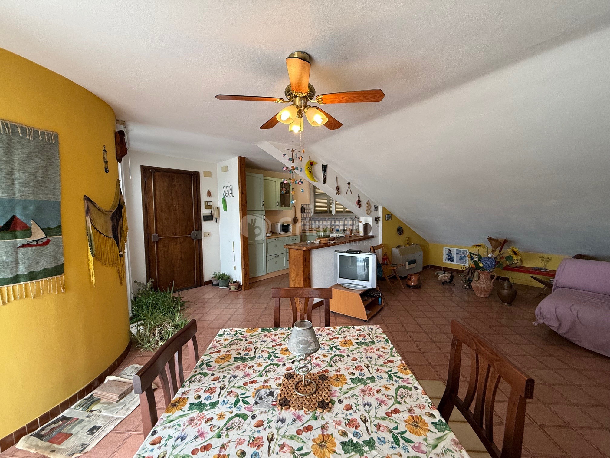 Attico da ristrutturare in via tanaro 3, Nettuno