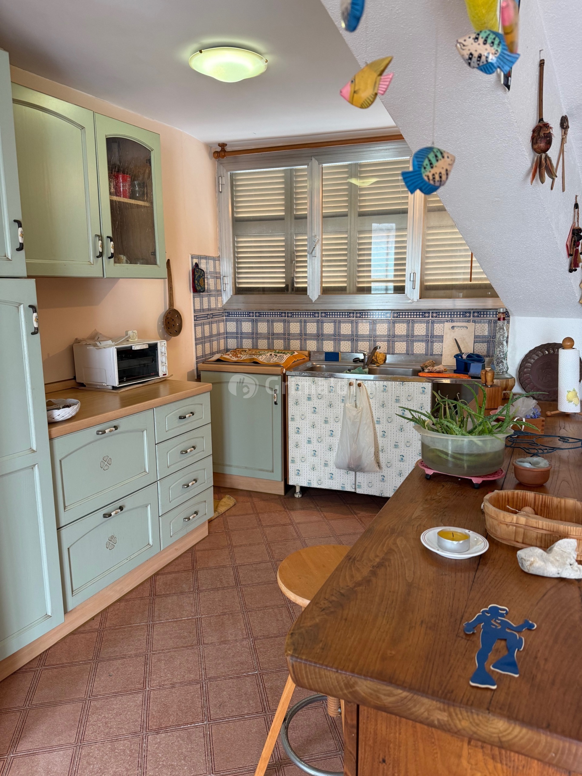 Attico da ristrutturare in via tanaro 3, Nettuno