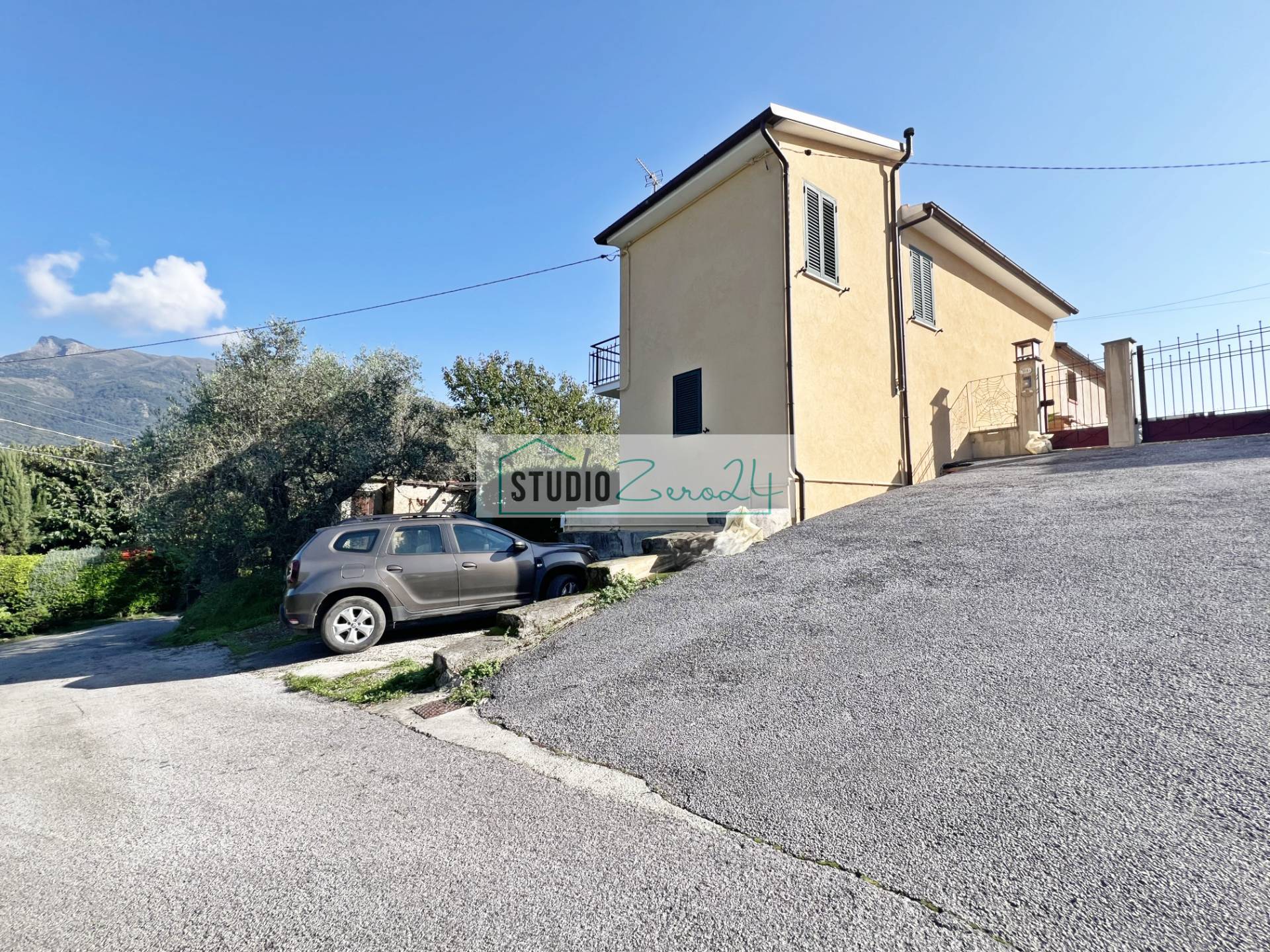 Casa semi indipendente in vendita a Camaiore, Pontemazzori