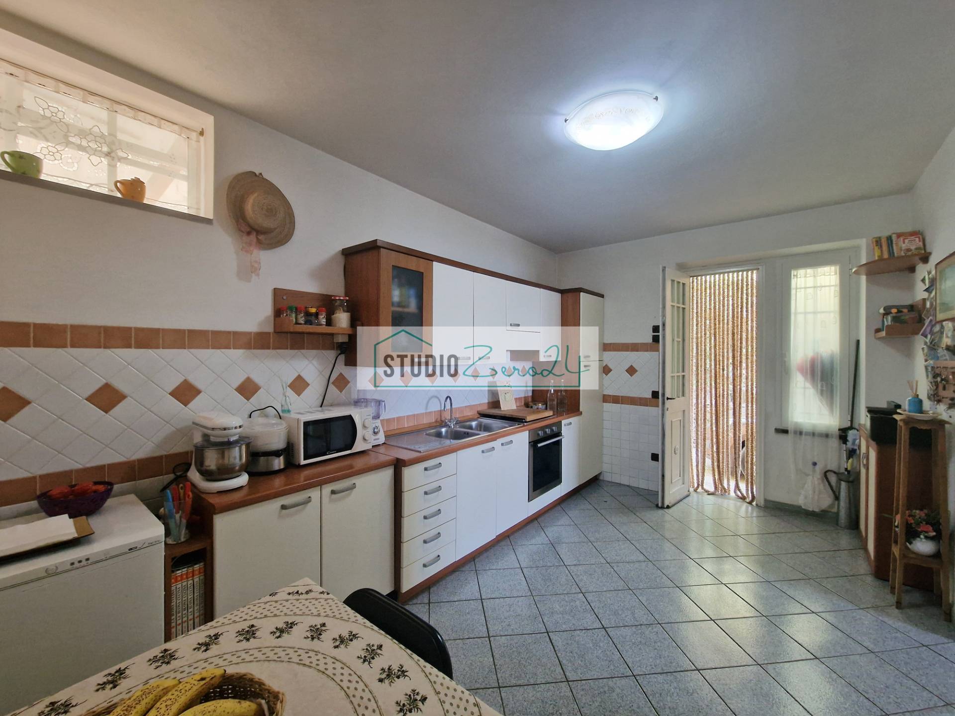 Casa semi indipendente in vendita a Camaiore, Casoli