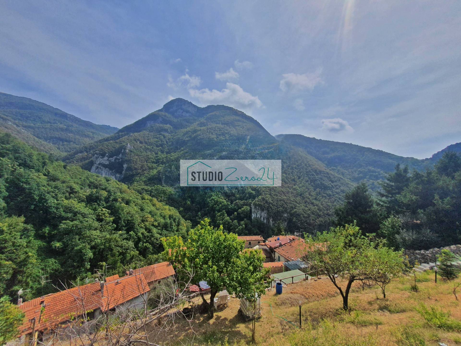 Rustico in vendita a Camaiore, Casoli