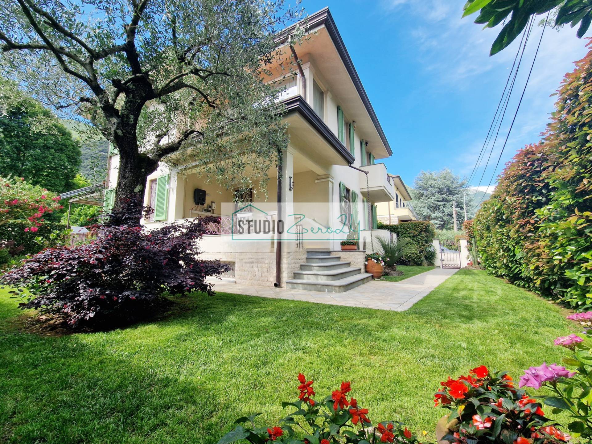 Villa in vendita a Camaiore, Vado