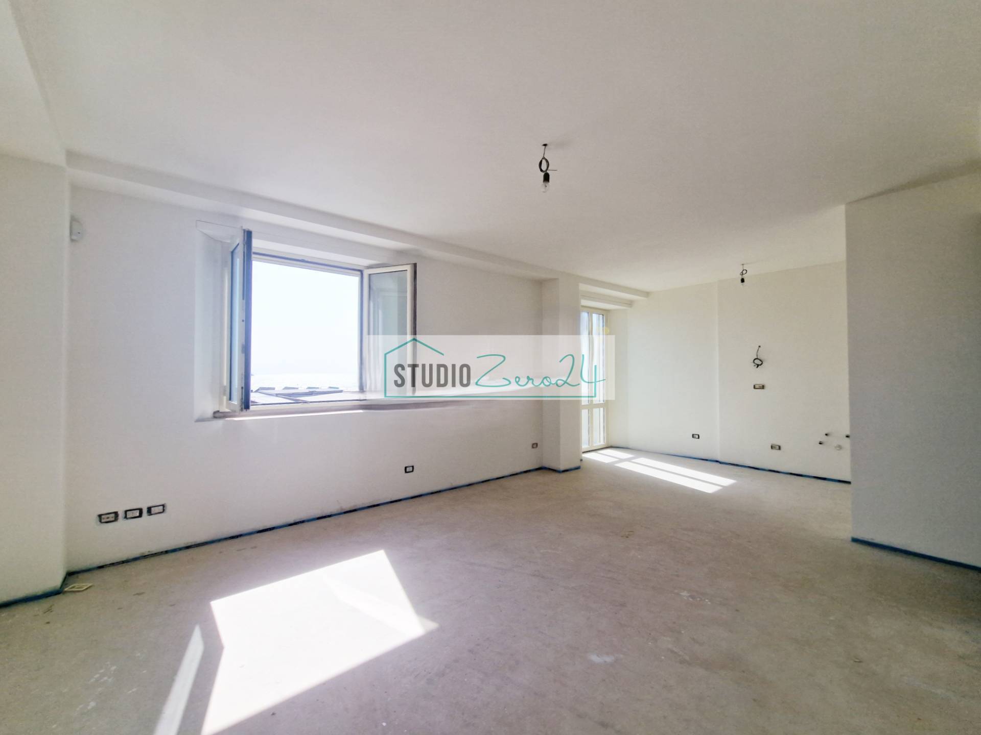 Appartamento in vendita a Camaiore, Lido di Camaiore