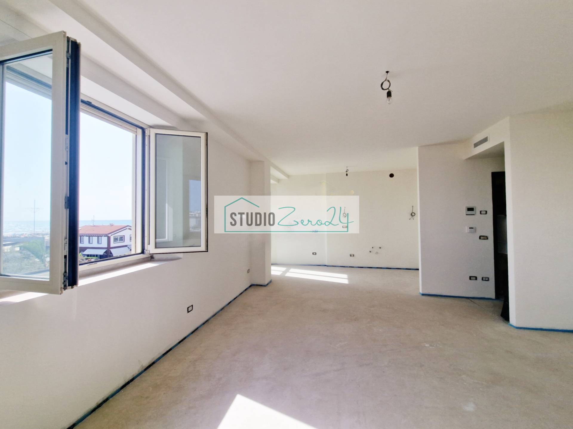 Appartamento in vendita a Camaiore, Lido di Camaiore