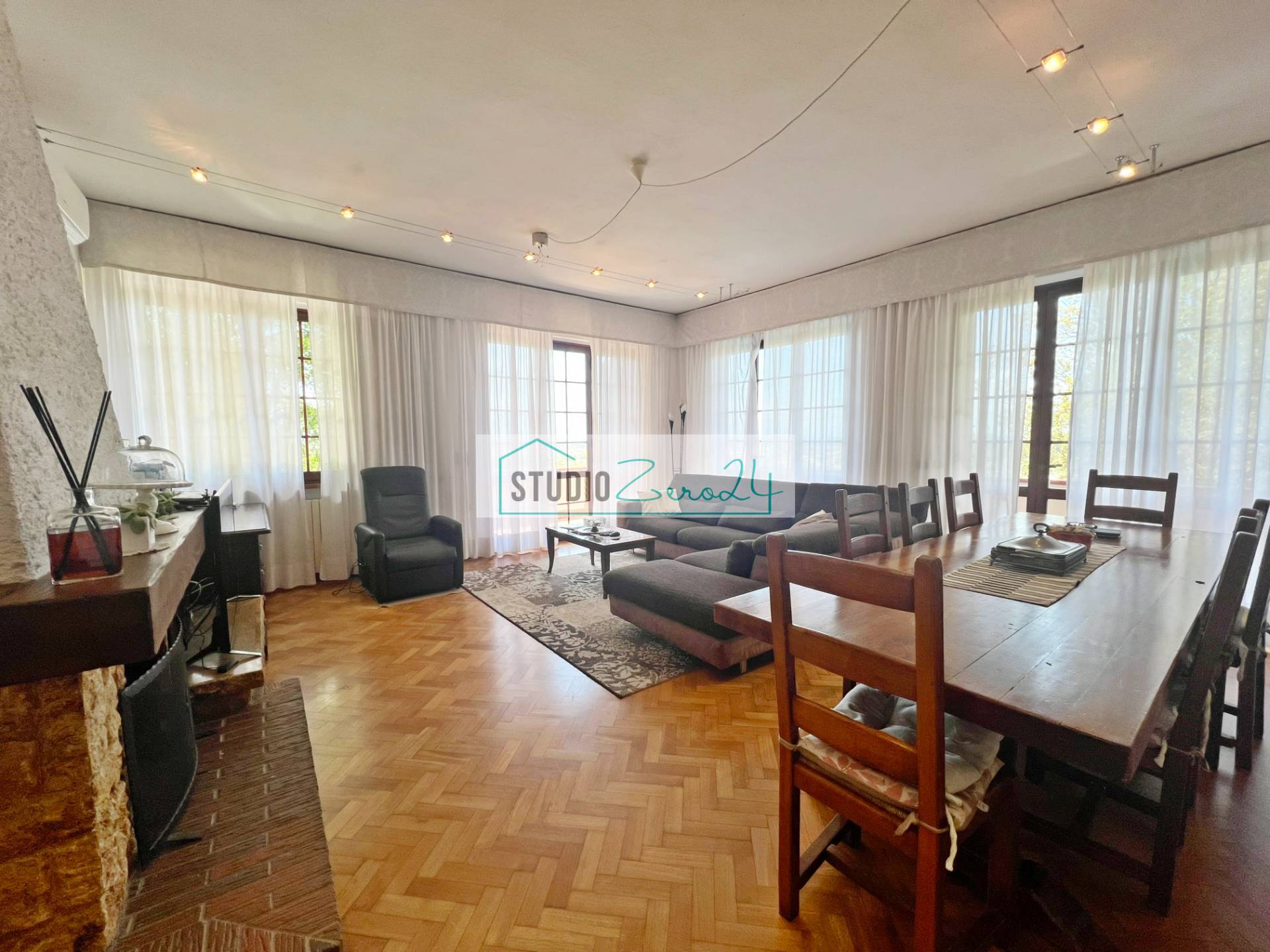 Villa in vendita a Camaiore, Capezzano Pianore