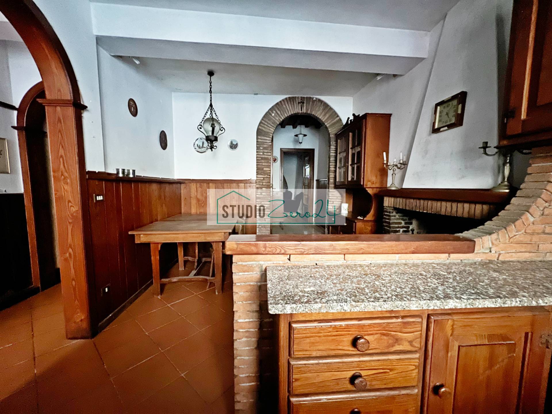 Rustico in vendita a Camaiore, Valpromaro