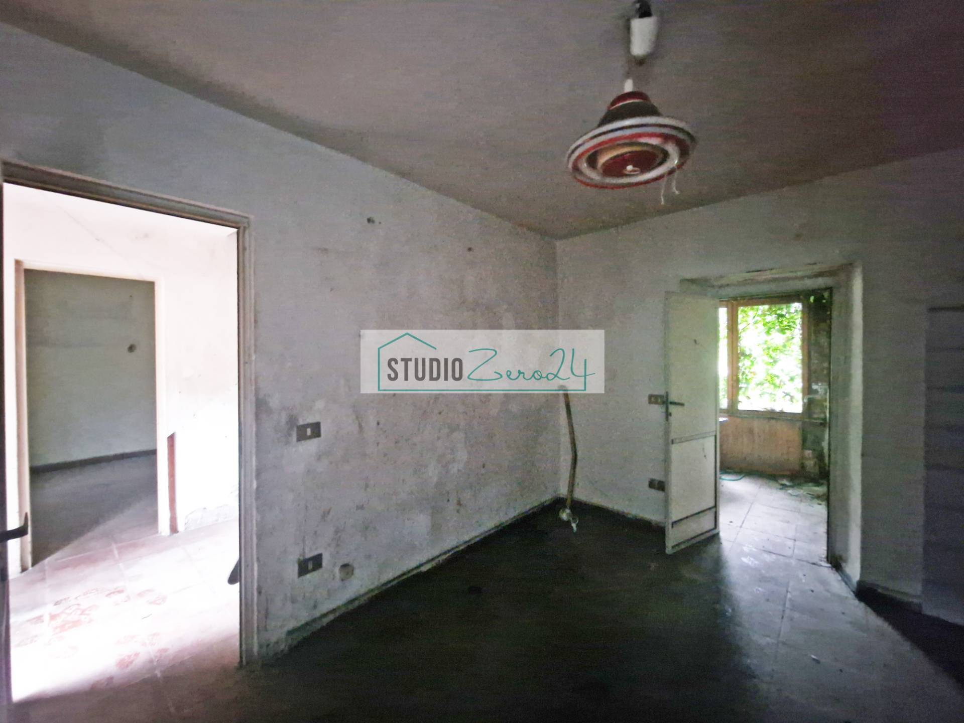 Rustico in vendita a Camaiore, Valpromaro