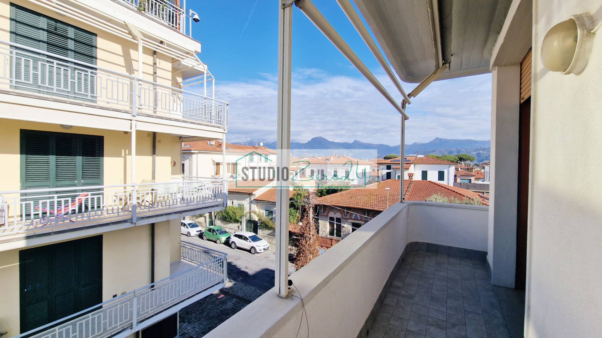 Appartamento in vendita a Camaiore, Lido di Camaiore