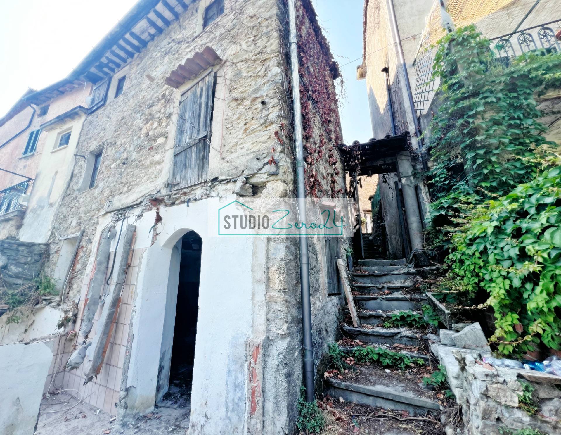 Casa semi indipendente in vendita a Camaiore, Casoli