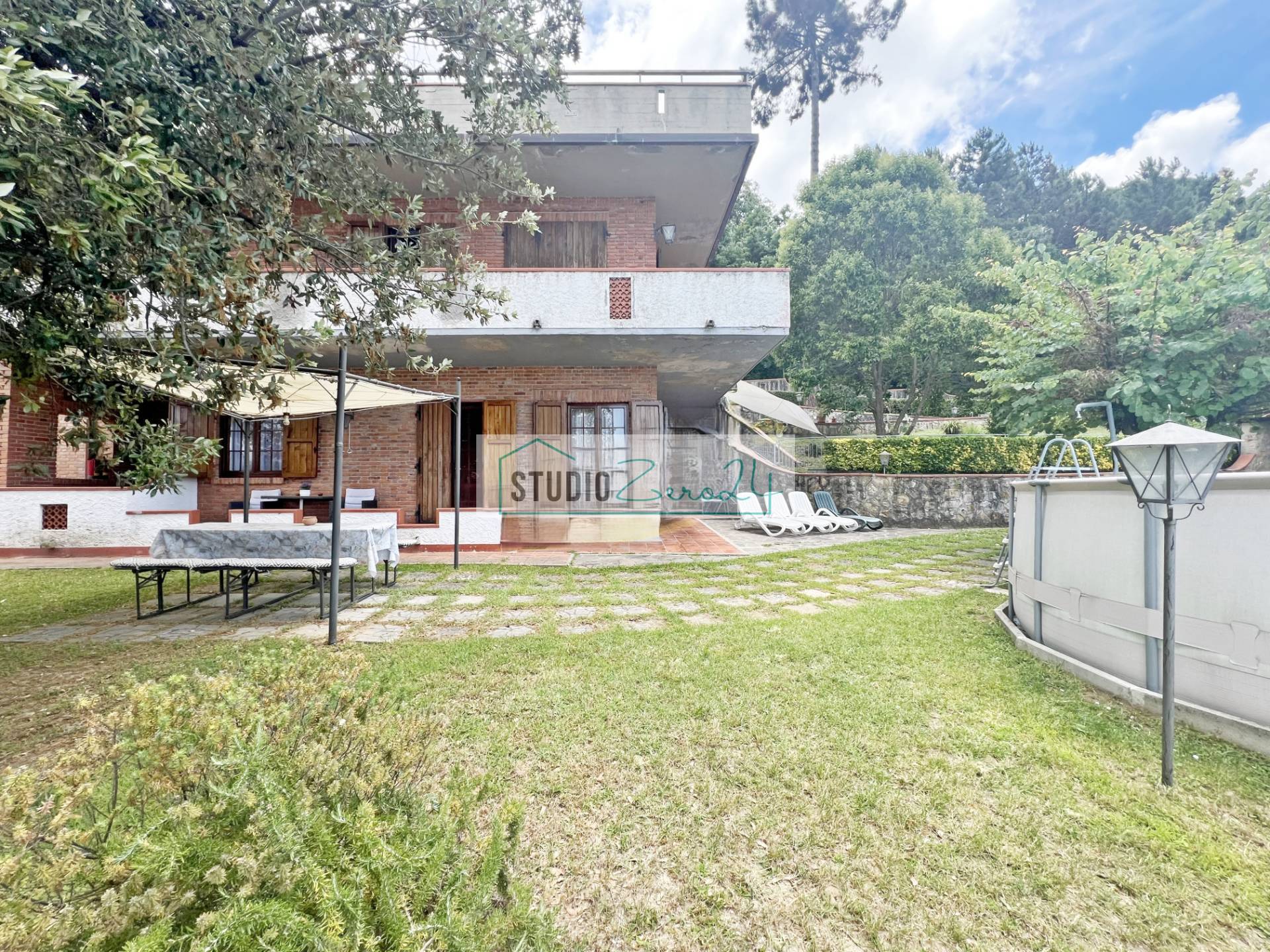 Villa in vendita a Camaiore, Capezzano Pianore