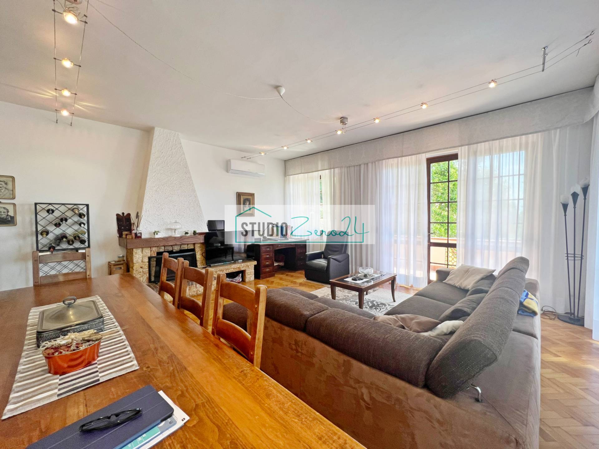 Villa in vendita a Camaiore, Capezzano Pianore