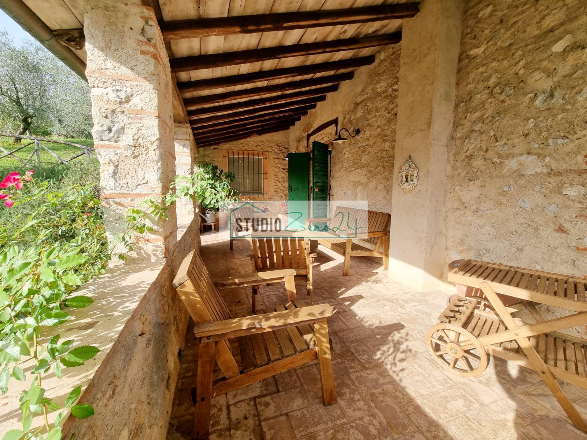 Villa in vendita a Camaiore, Montebello