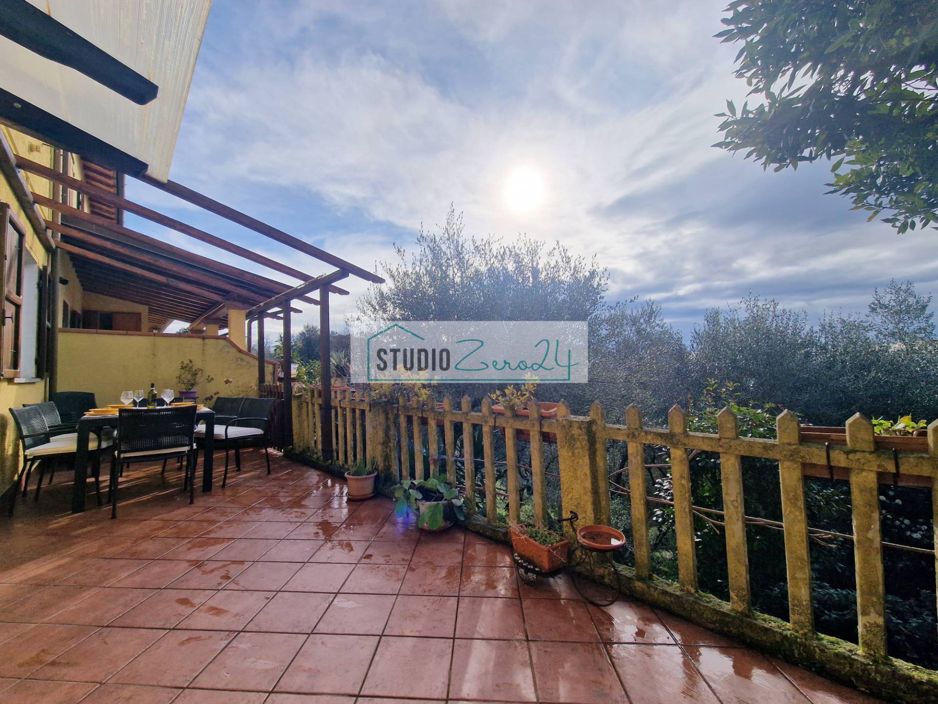 Villetta Bifamiliare in vendita a Camaiore, Montemagno