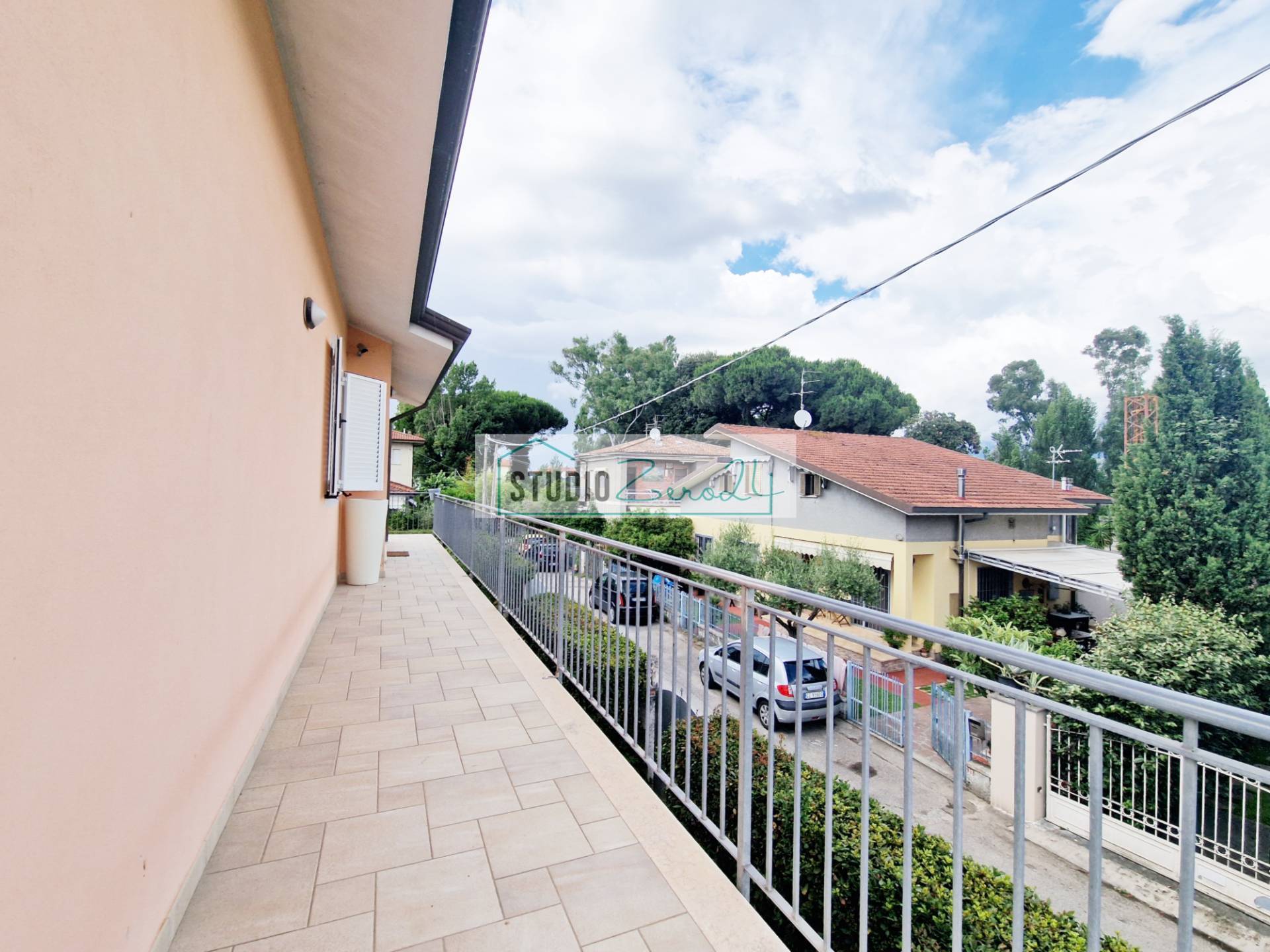 Appartamento in vendita a Camaiore, Lido di Camaiore