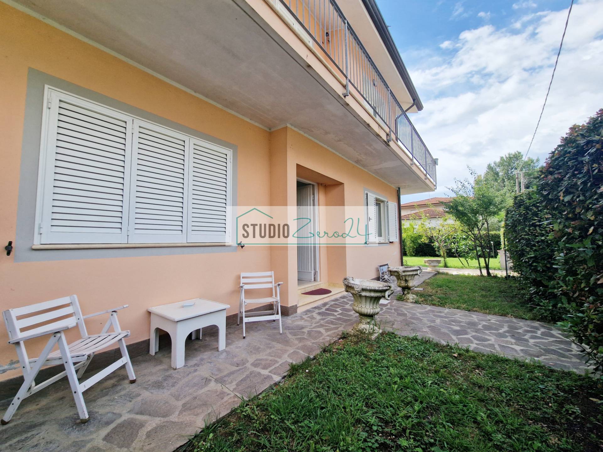 Appartamento in vendita a Camaiore, Lido di Camaiore