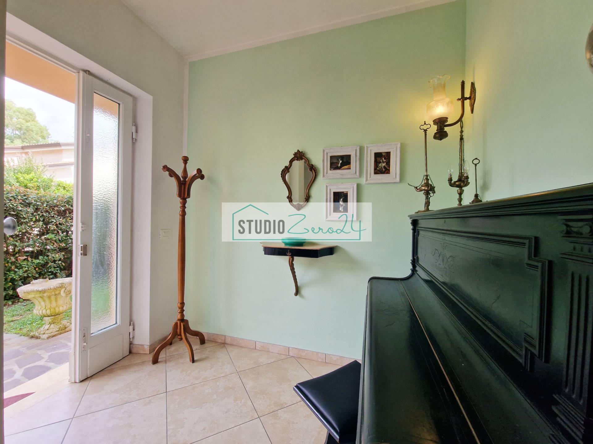 Appartamento in vendita a Camaiore, Lido di Camaiore