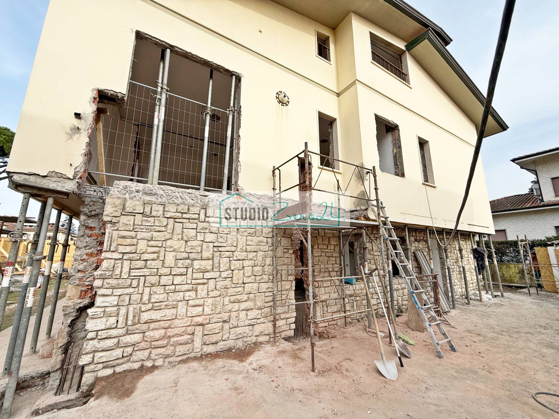 Villetta Bifamiliare in vendita a Camaiore, Lido di Camaiore