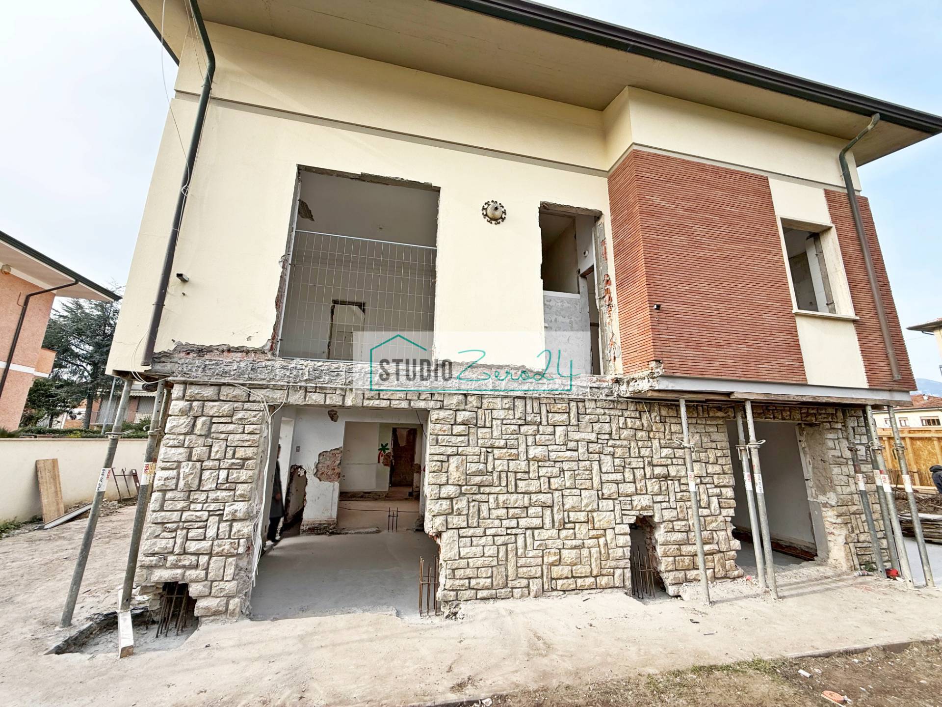 Villetta Bifamiliare in vendita a Camaiore, Lido di Camaiore