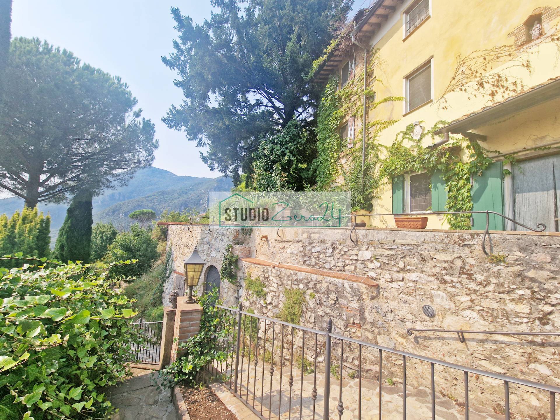 Casa semi indipendente in vendita a Camaiore, Metato