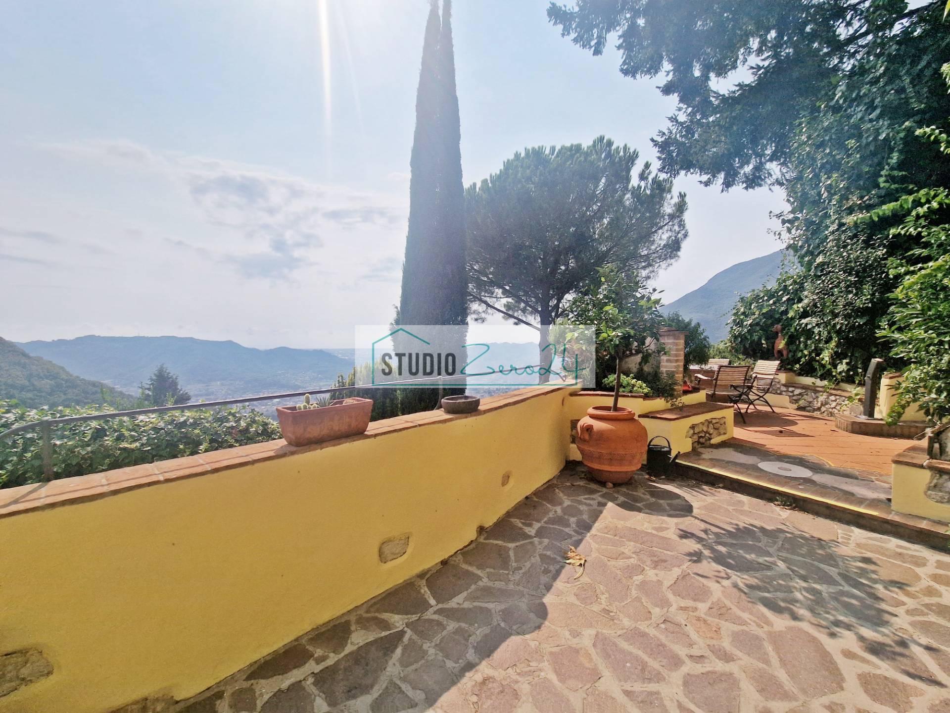 Casa semi indipendente in vendita a Camaiore, Metato