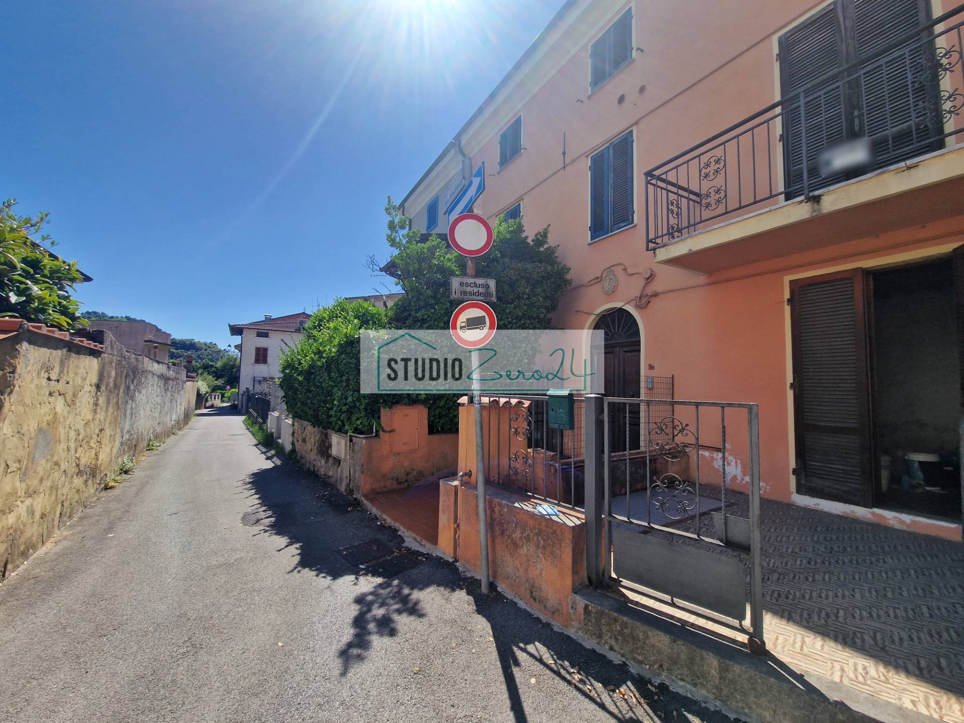 Casa semi indipendente in vendita a Camaiore, Frati