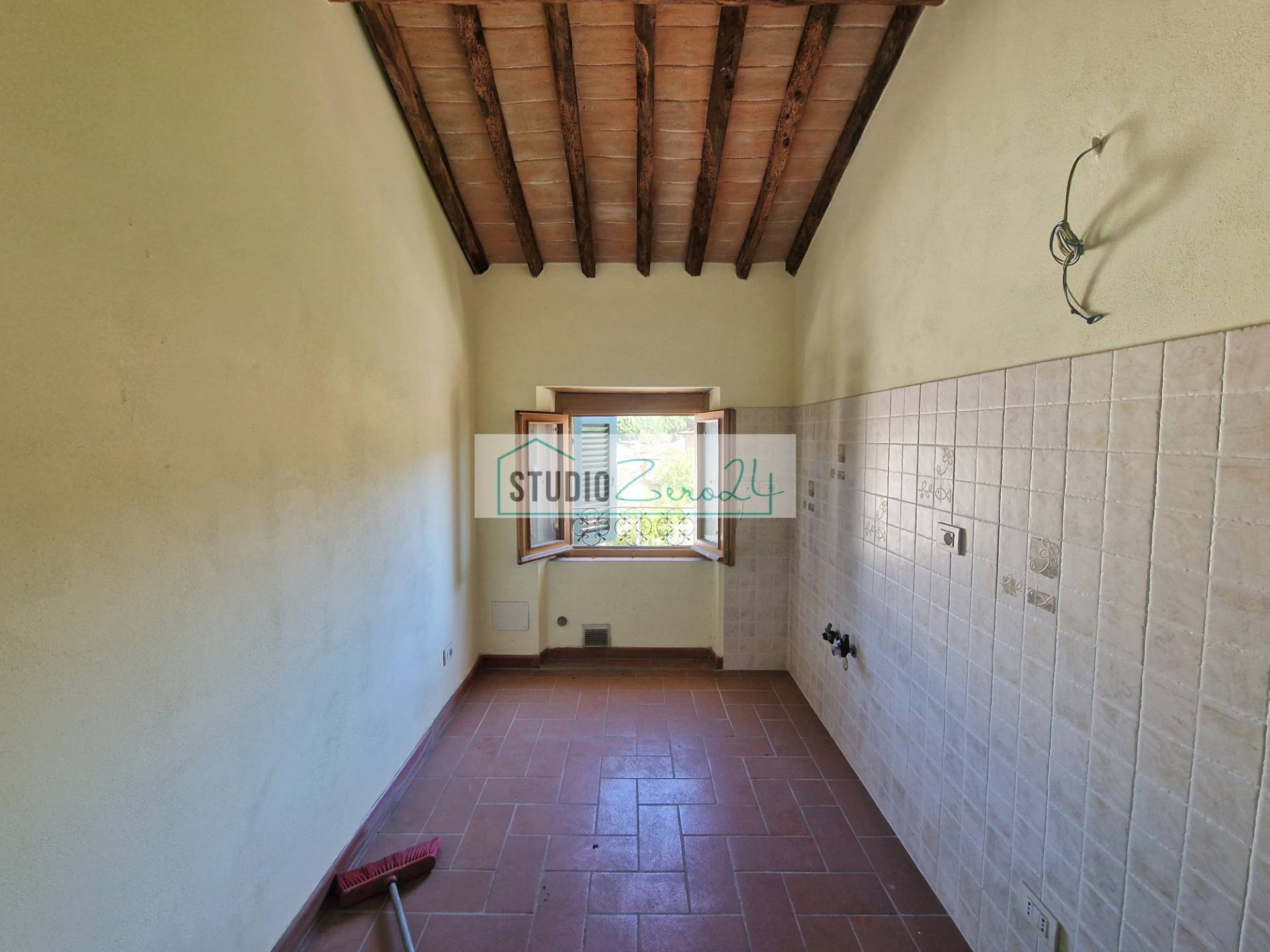 Appartamento in vendita a Camaiore, Frati