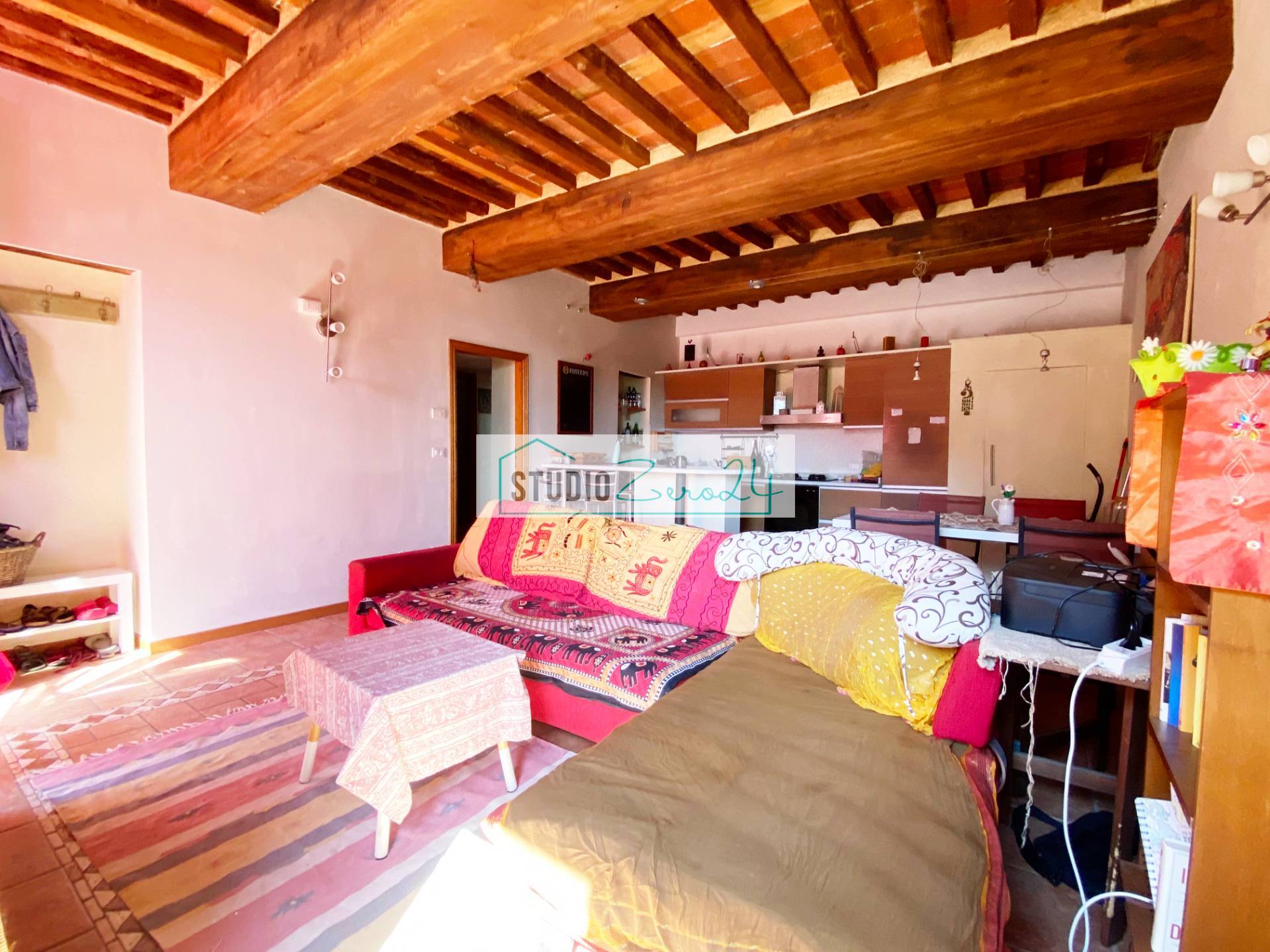 Appartamento in vendita a Camaiore, Vado
