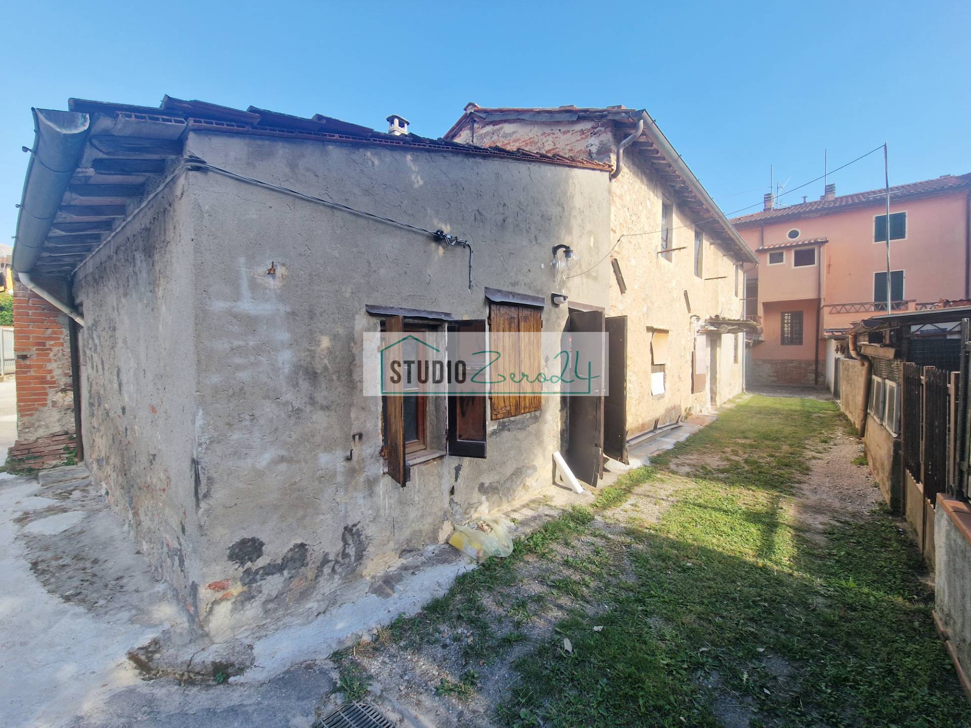 Casa semi indipendente in vendita a Camaiore, Frati