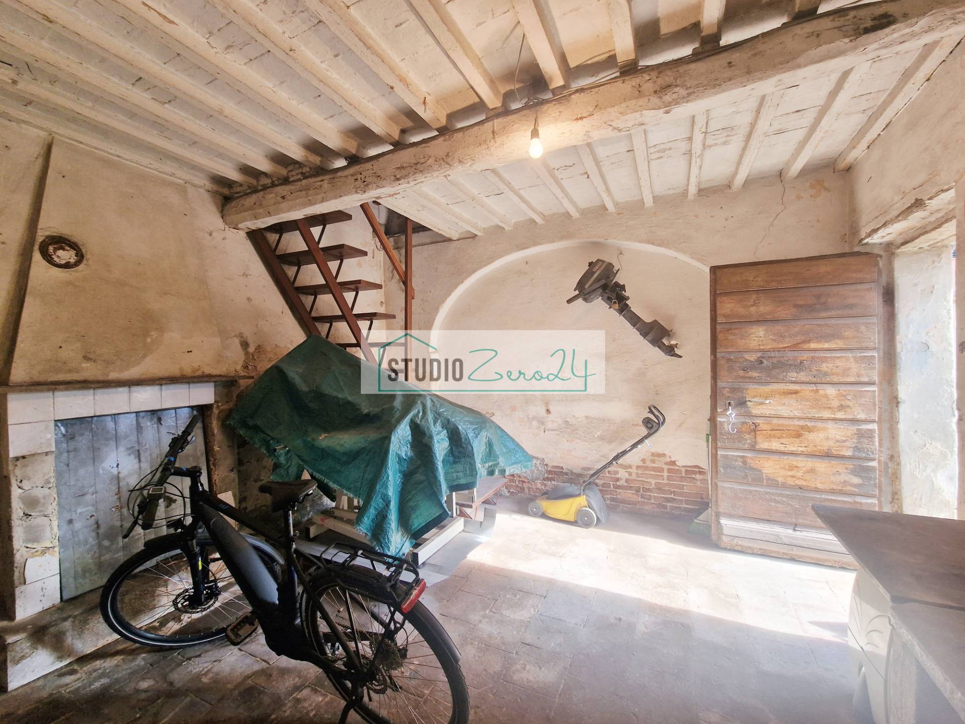 Casa semi indipendente in vendita a Camaiore, Frati