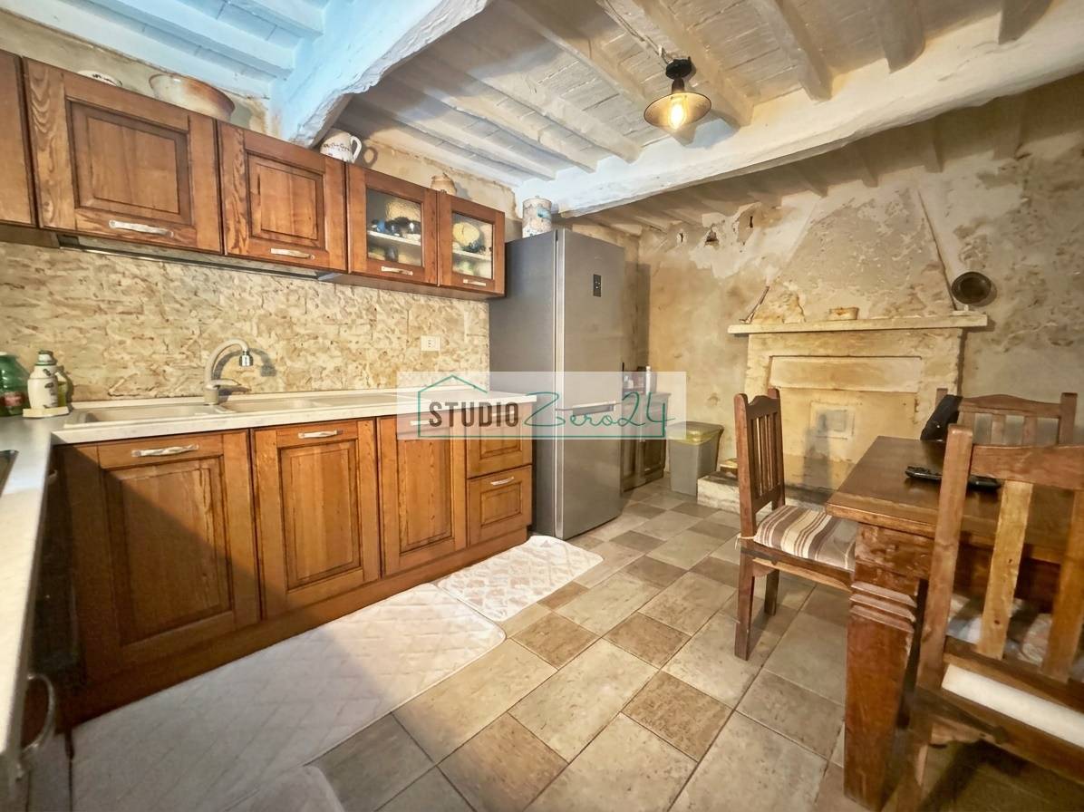 Terratetto in vendita a Camaiore, Nocchi