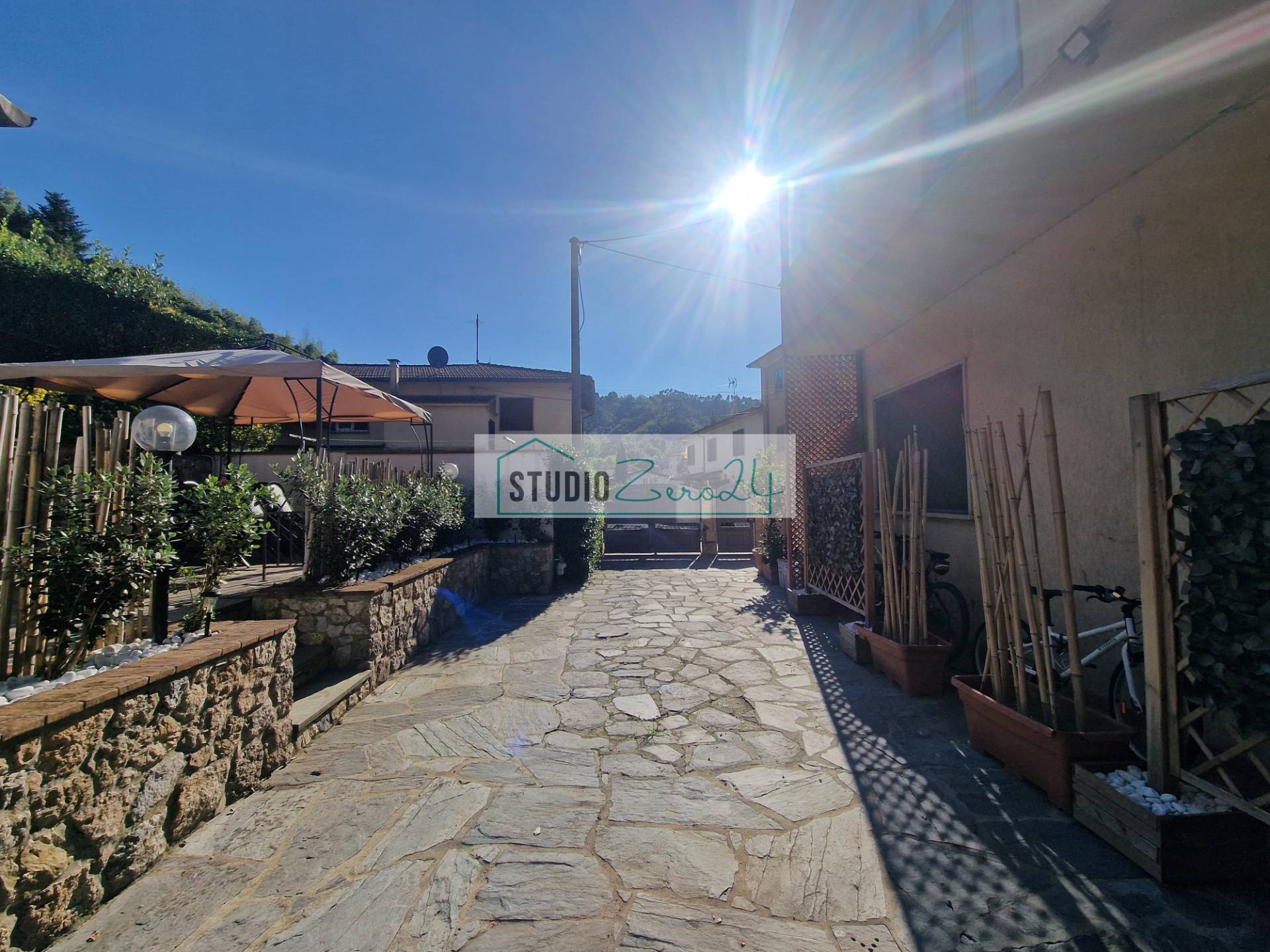 Casa semi indipendente in vendita a Camaiore, Carignoni