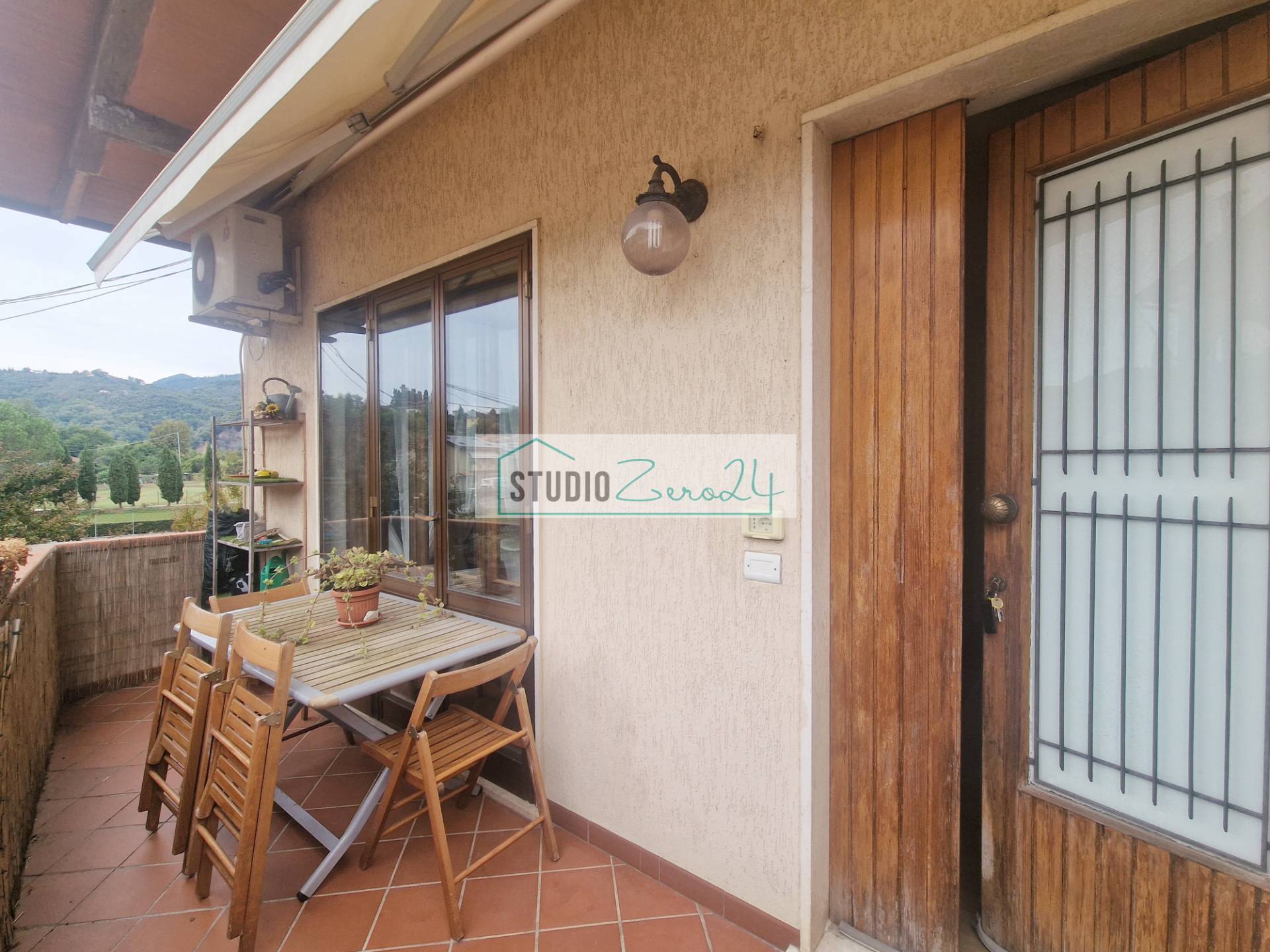 Casa semi indipendente in vendita a Camaiore, Carignoni