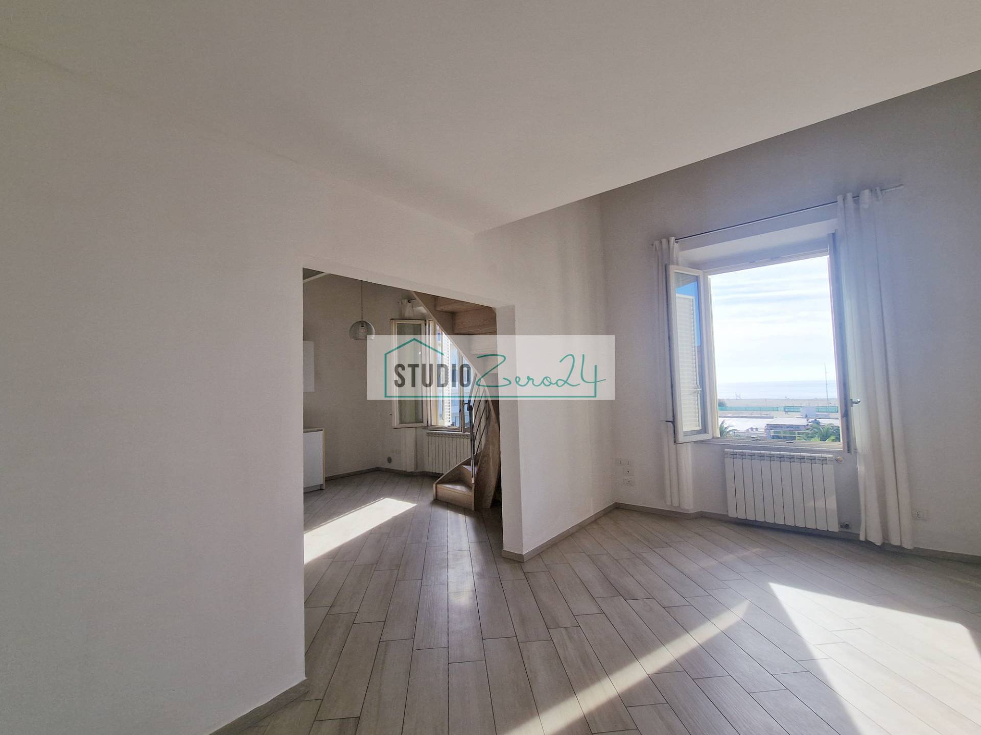 Appartamento in vendita a Camaiore, Lido di Camaiore