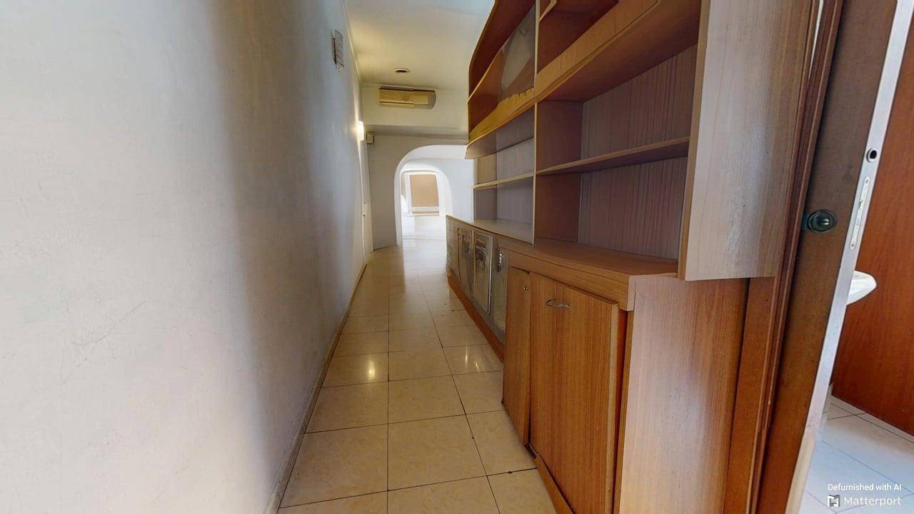 NEGOZIO - LOCALE COMMERCIALE in vendita a Milano