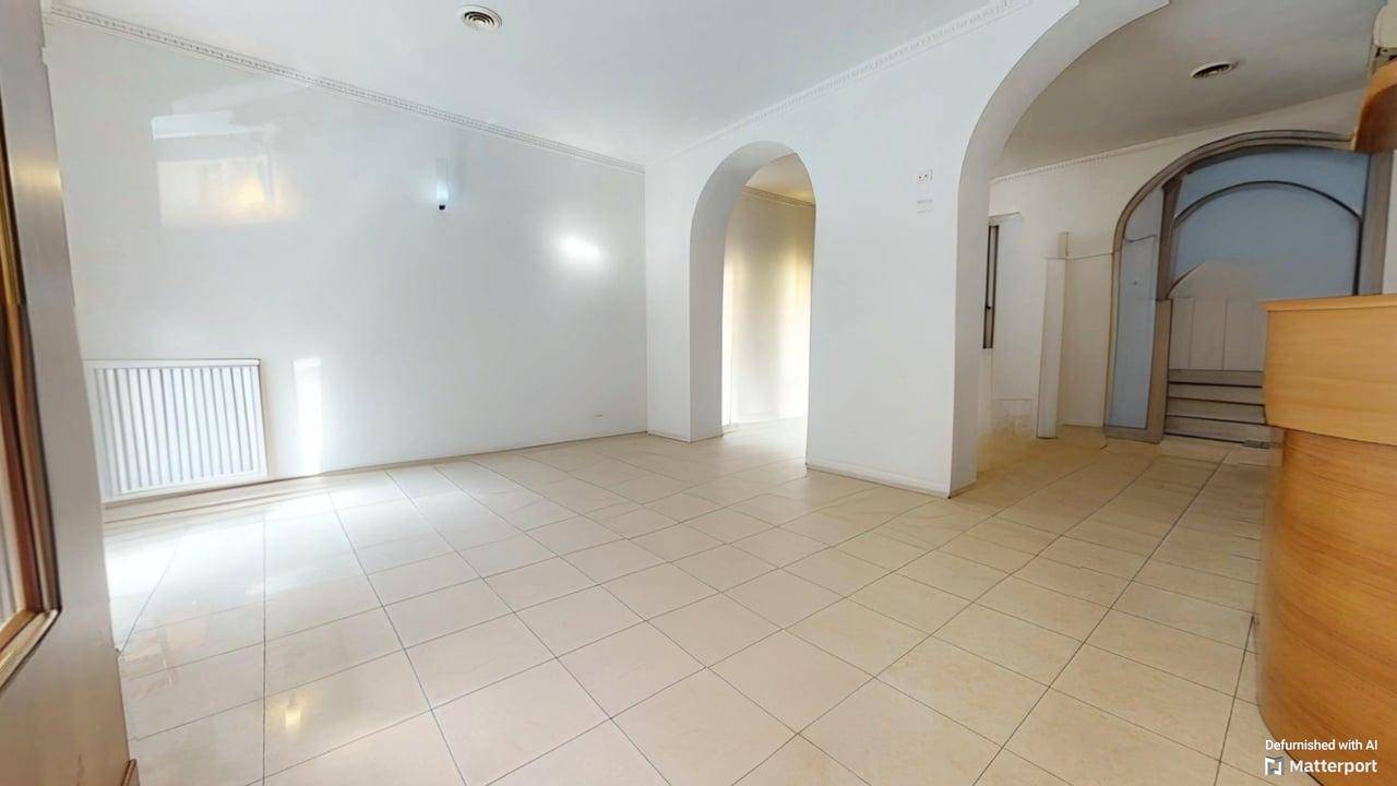 NEGOZIO - LOCALE COMMERCIALE in vendita a Milano