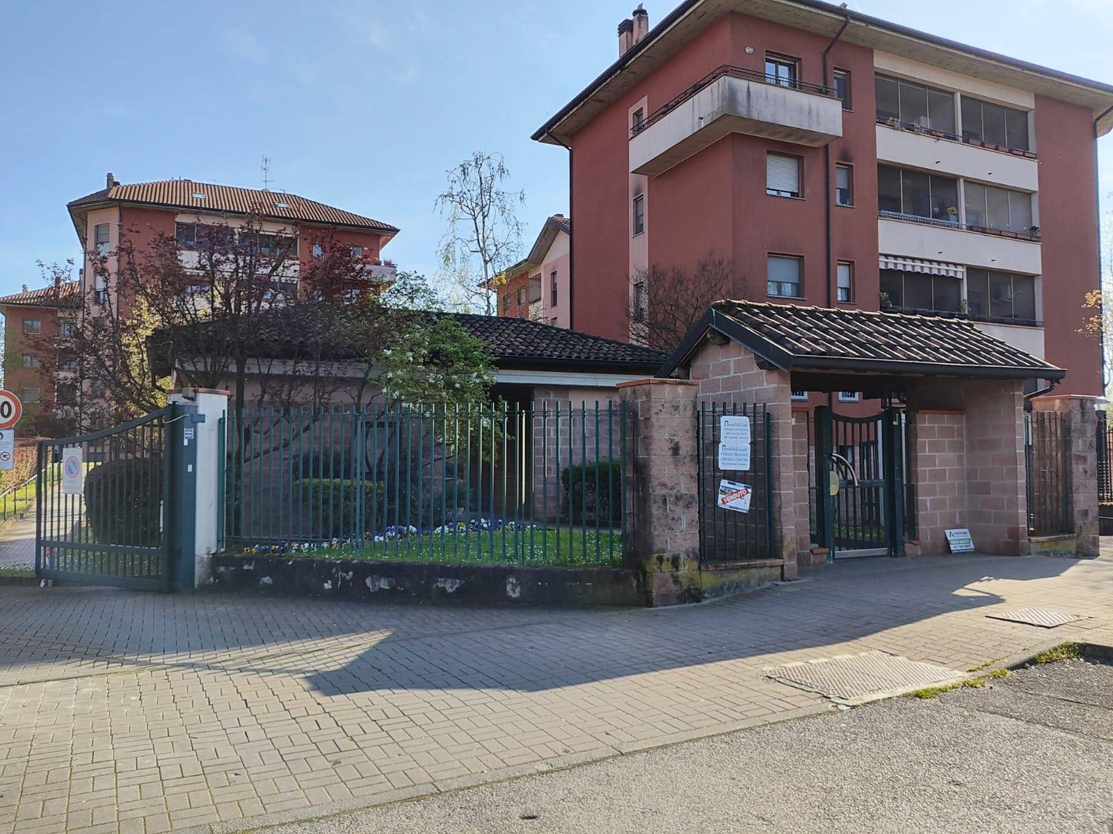 Appartamento in vendita a San Giuliano Milanese, Zivido