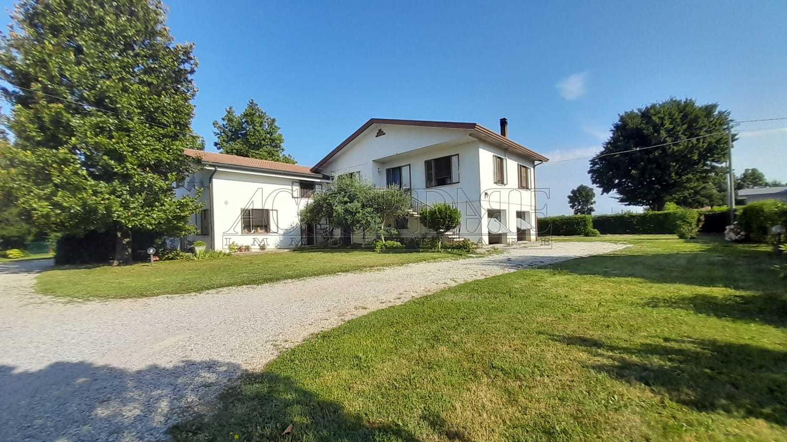 Casa indipendente con giardino, Rubano villaguattera