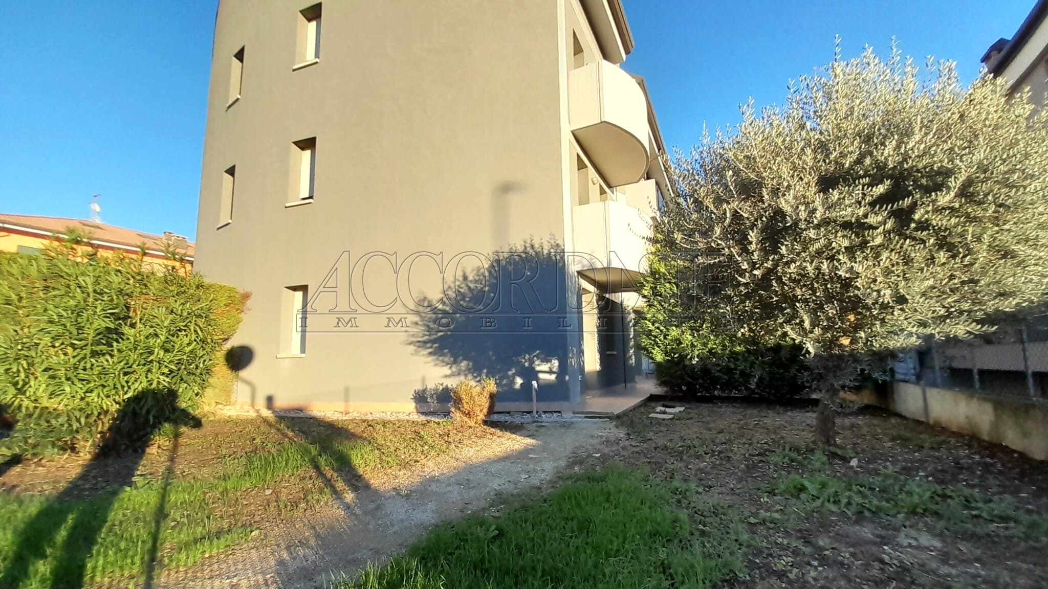 Quadrilocale con giardino a Mestrino