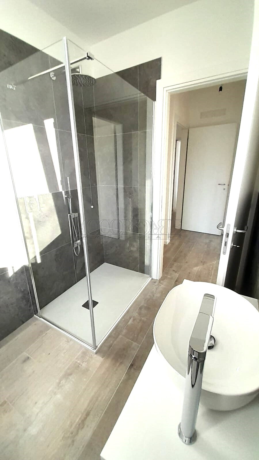 Quadrilocale con terrazzi, Campodoro bevadoro