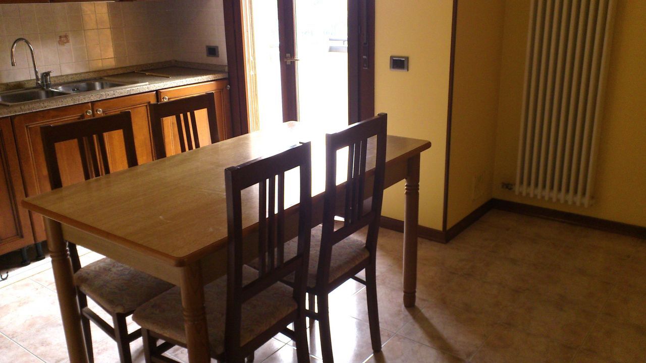 Trilocale con terrazzo a Mestrino