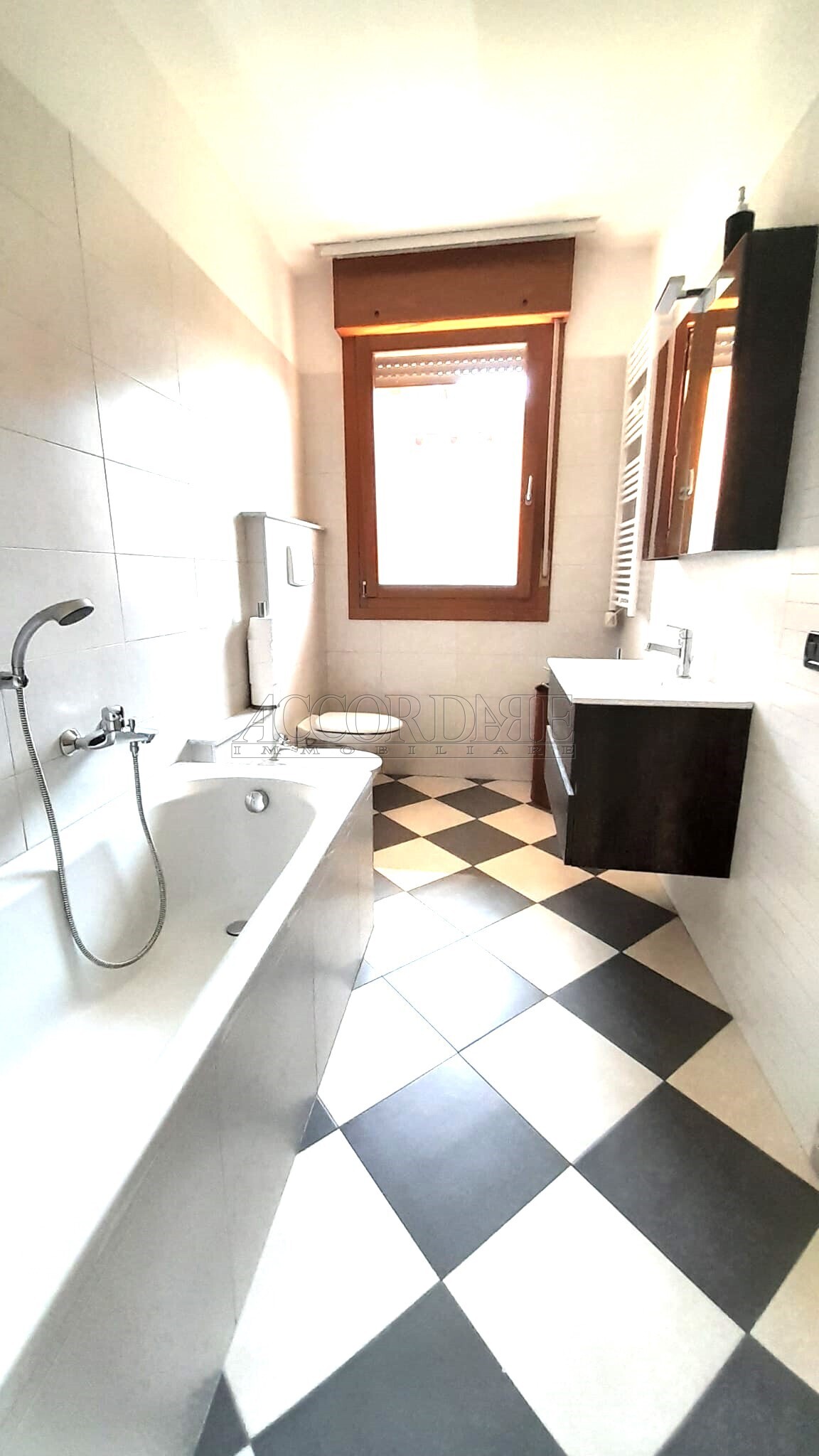 Trilocale con giardino in via dell'amicizia, Curtarolo