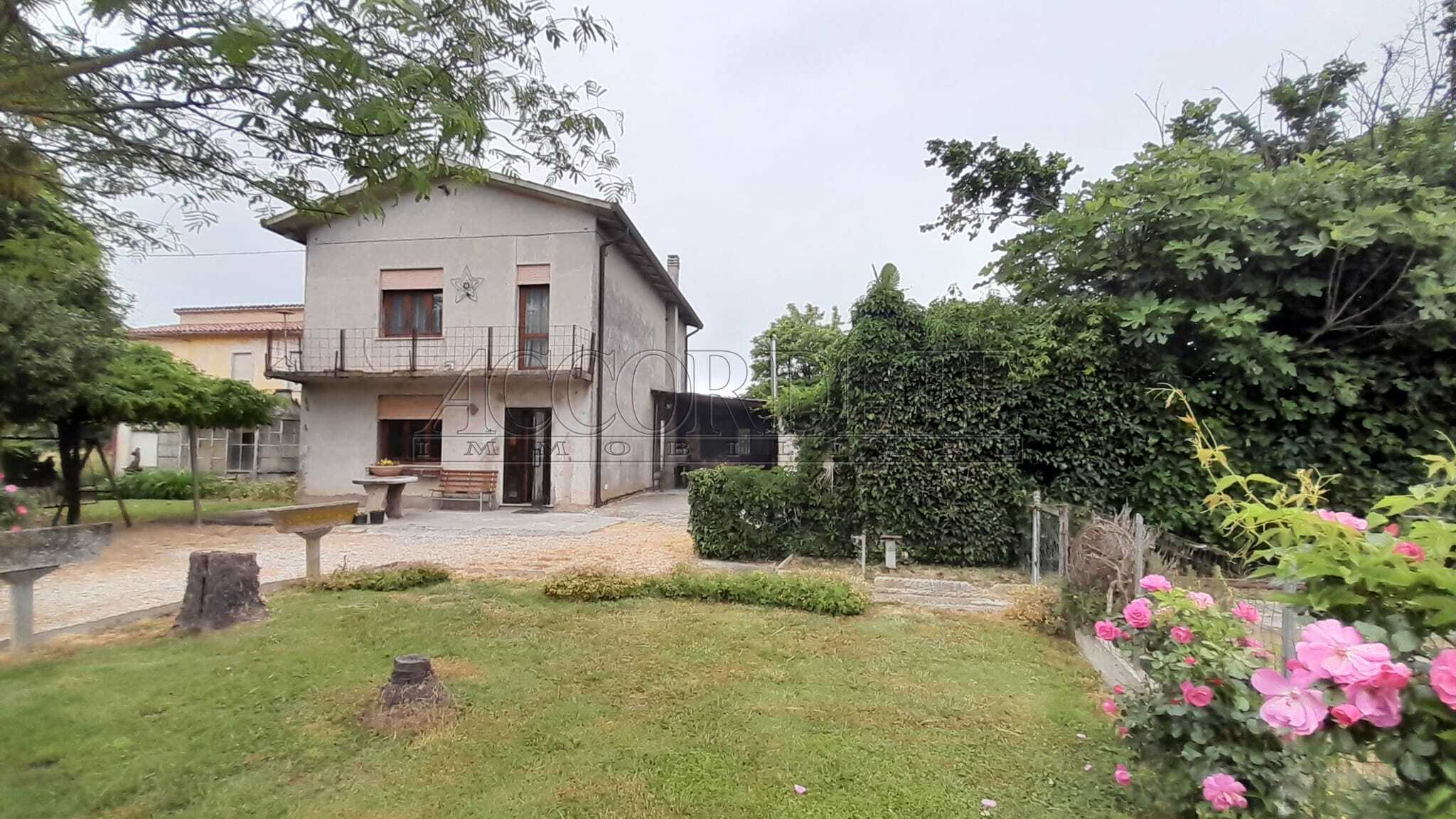 Casa indipendente da ristrutturare in via gomiero 10, Piazzola sul Brenta