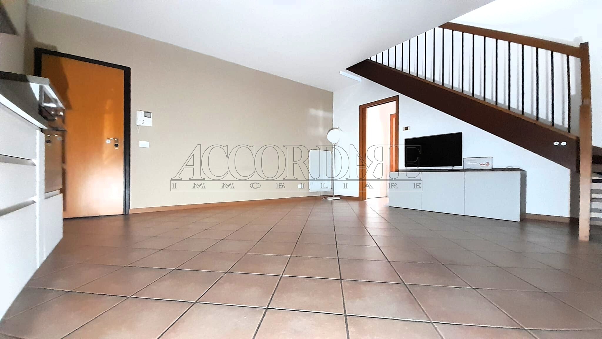 Appartamento con terrazzo in via veneto 2, Campodoro