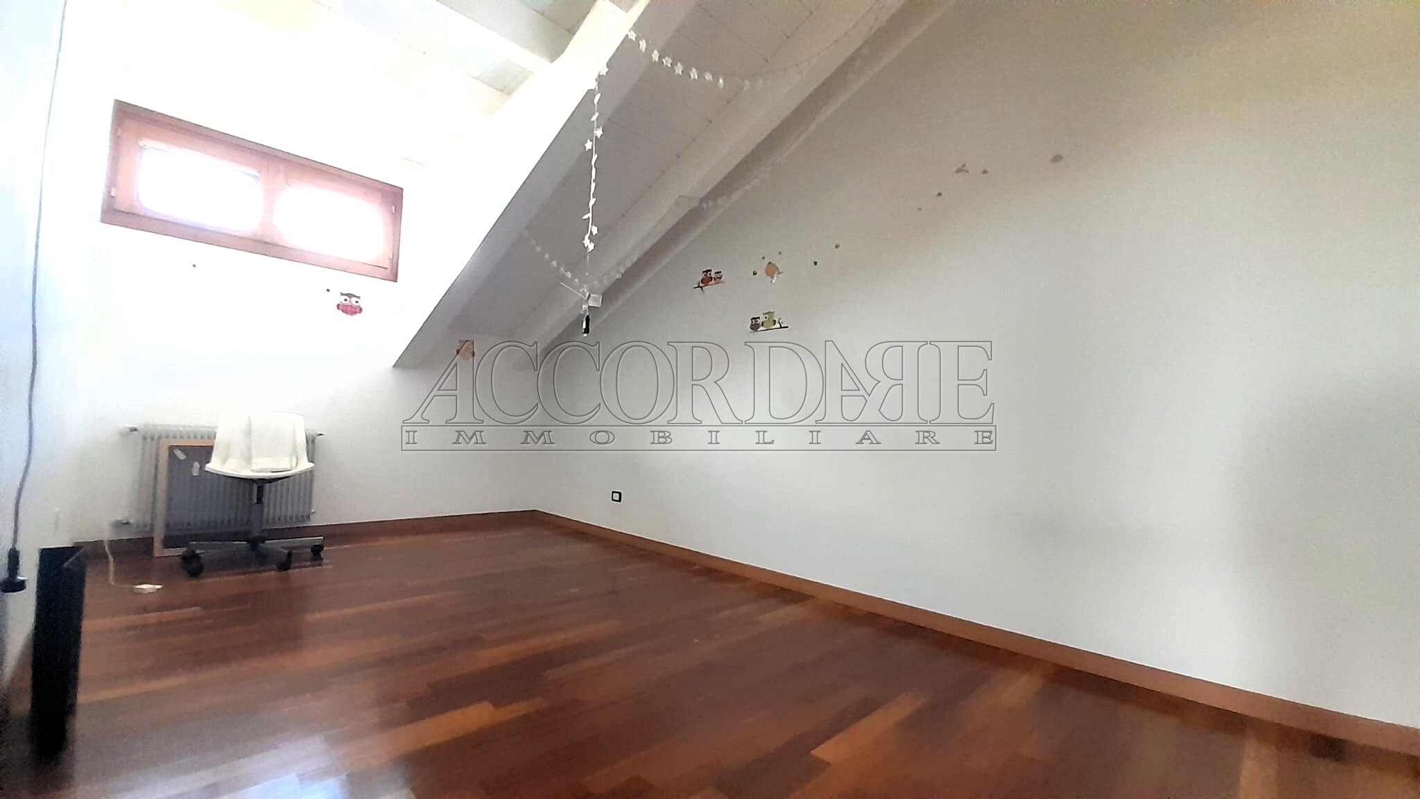 Appartamento con terrazzo in via veneto 2, Campodoro