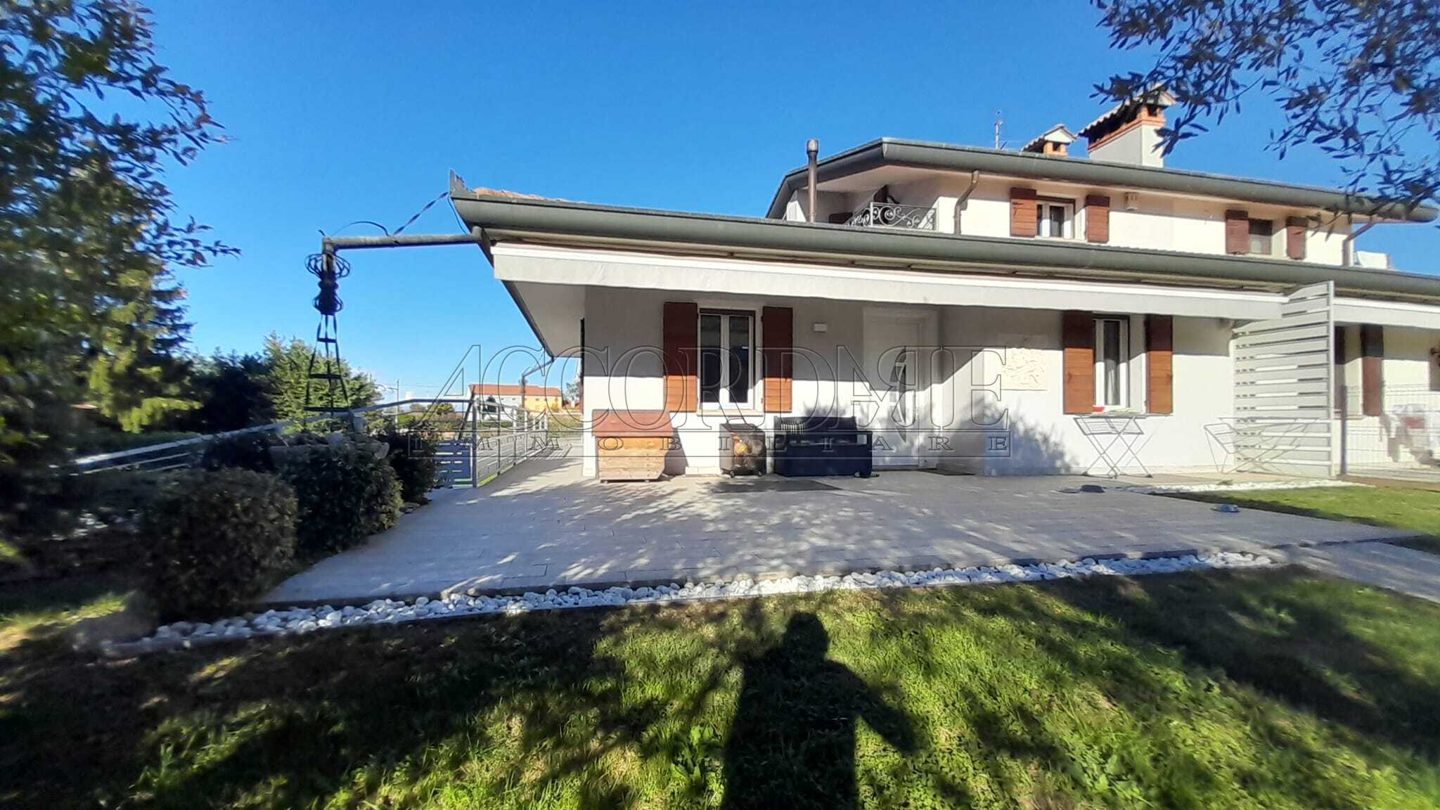 Casa indipendente con giardino a Villafranca Padovana