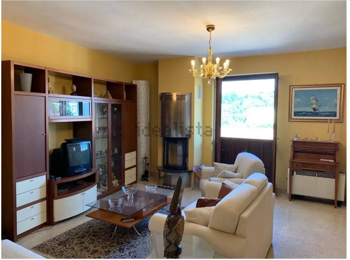 Appartamento in vendita a Avellino, Centro